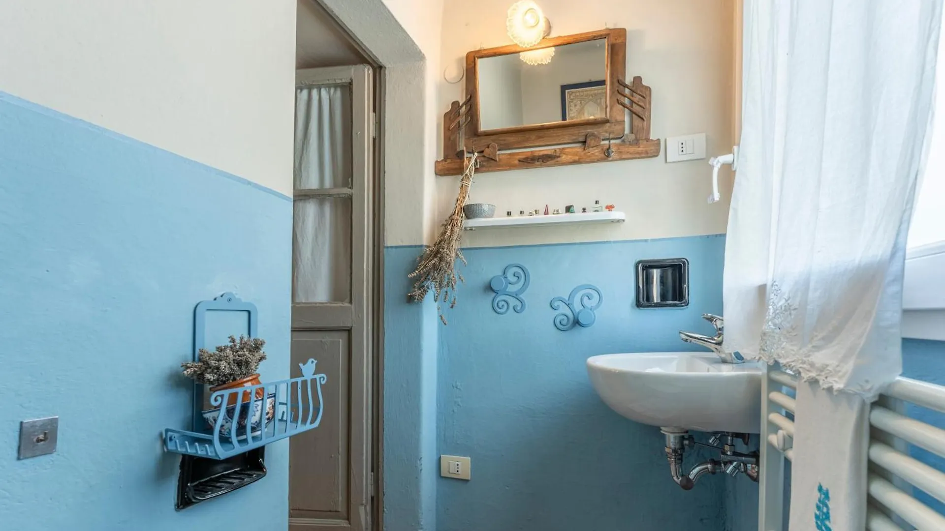 Orazio Liberty House, Fivizzano, Wifi And Jacuzzi Villa Collegnago Italy